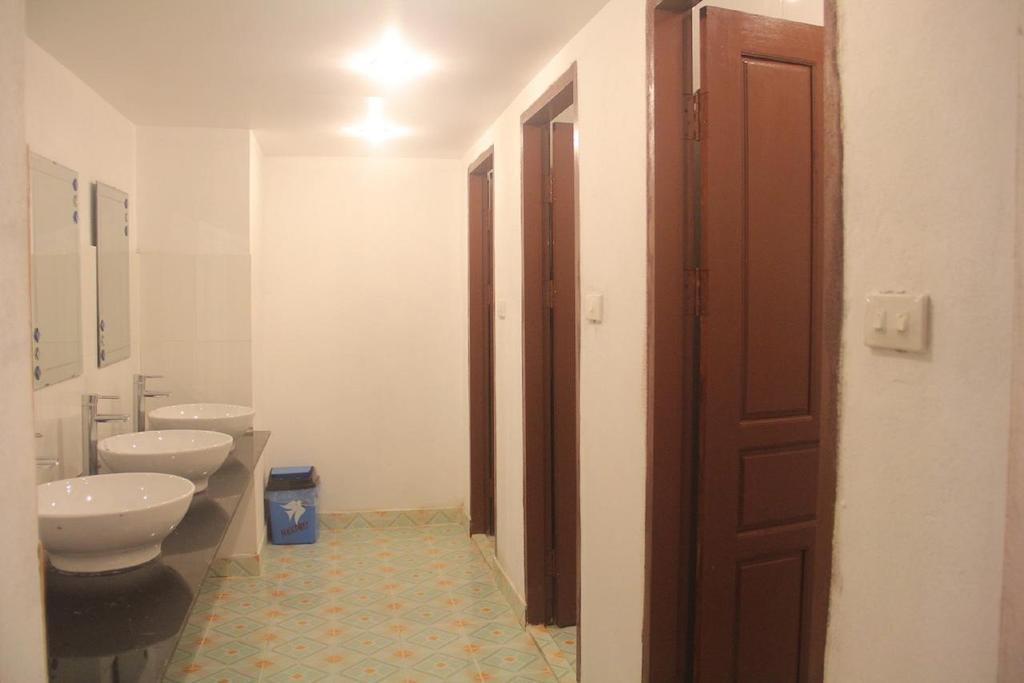 Lpq Backpackers Hostel Luangprabang Szoba fotó