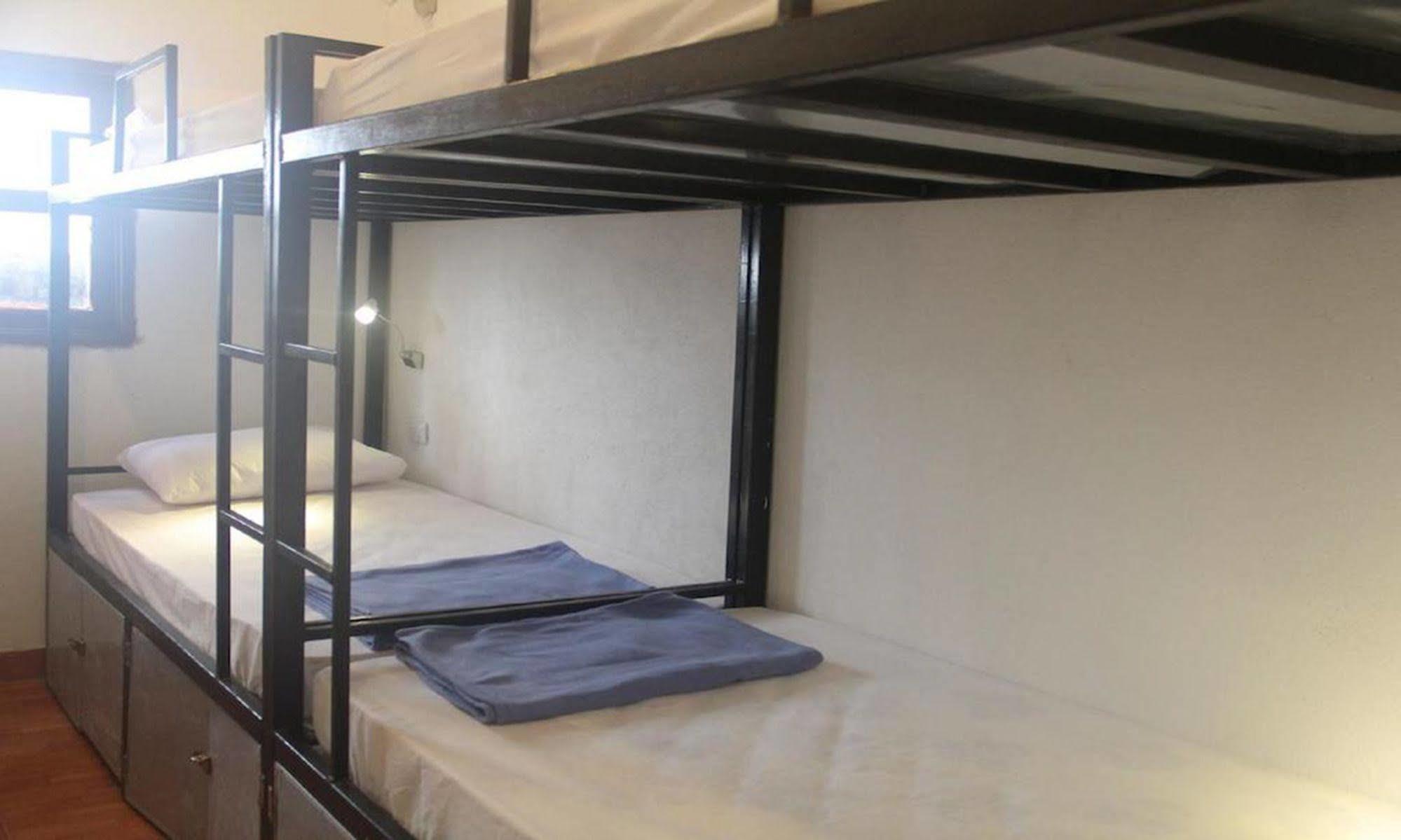 Lpq Backpackers Hostel Luangprabang Kültér fotó
